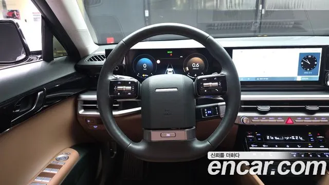 Hyundai Grandeur Grandeur (GN7) 2.5 Бензин 2WD — Фото автомобиля 12