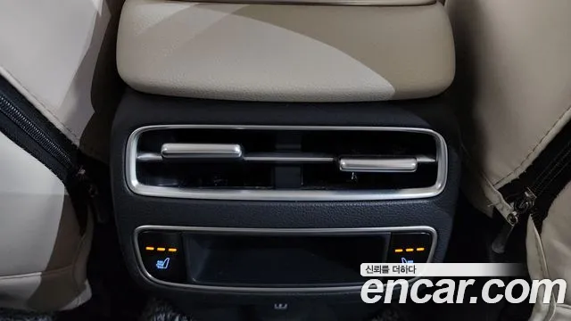 Genesis GV70 2.5T Бензин 2WD — Фото автомобиля 29