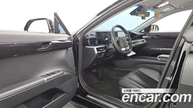 Hyundai Grandeur GN7 — Фото автомобиля 15
