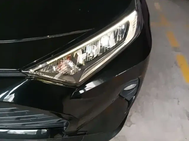 Toyota RAV4 — Фото автомобиля 23