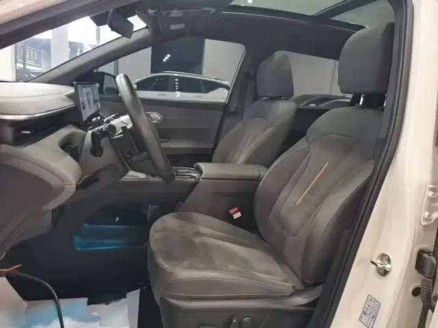 Hyundai ELEXIO — Фото автомобиля 14