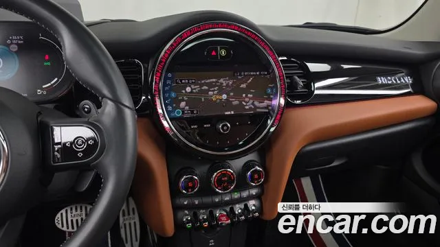 Mini Cooper — Фото автомобиля 14