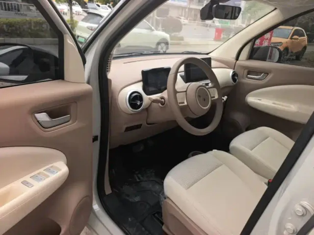 Wuling Hongguang Mini EV — Фото автомобиля 15