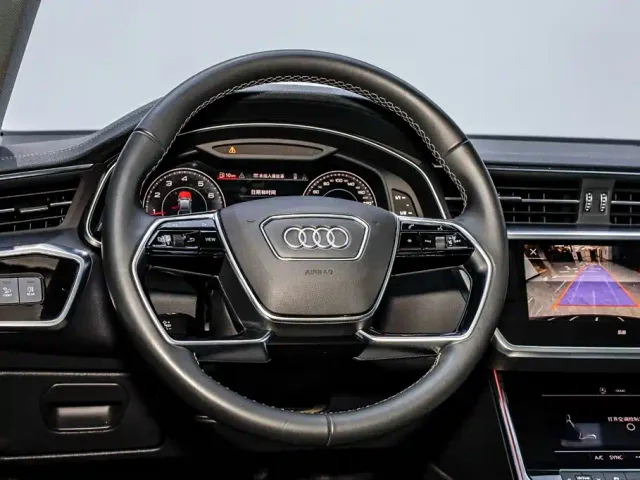 Audi A7L — Фото автомобиля 12
