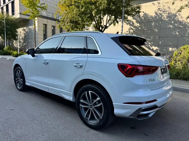 Audi Q3 — Фото автомобиля 5
