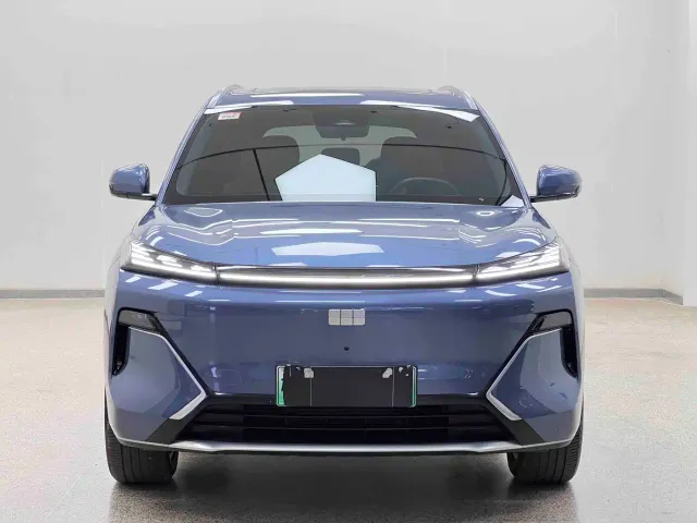 Geely Galaxy Starship 7 EM-i — Фото автомобиля 20