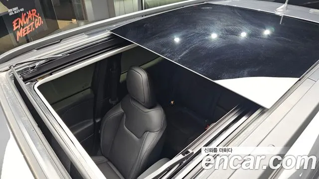 Jeep Renegade — Фото автомобиля 27