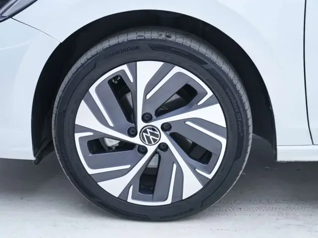 Volkswagen Bora — Фото автомобиля 10