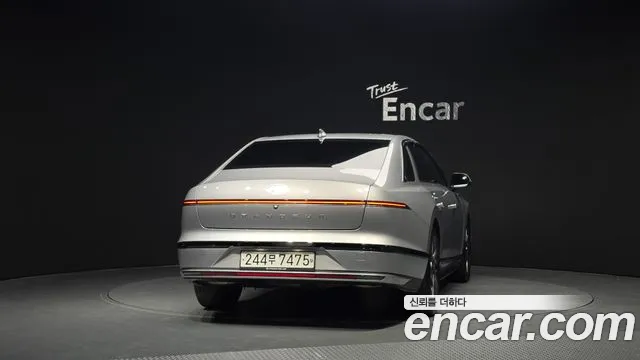 Hyundai Grandeur Grandeur (GN7) 3.5 LPG 2WD (Такси) — Фото автомобиля 4