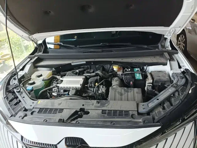 GAC Trumpchi Emkoo — Фото автомобиля 15