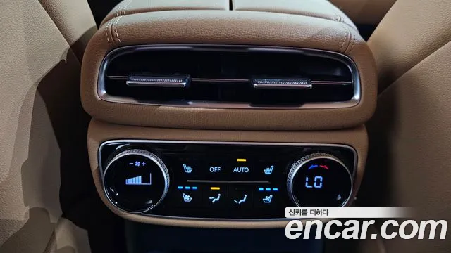 Genesis GV80 2.5T Бензин AWD — Фото автомобиля 11