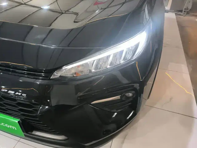 Toyota Wildlander — Фото автомобиля 17