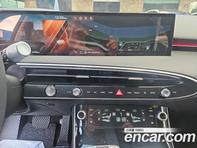 Genesis GV70 2.5T Бензин AWD — Фото автомобиля 10