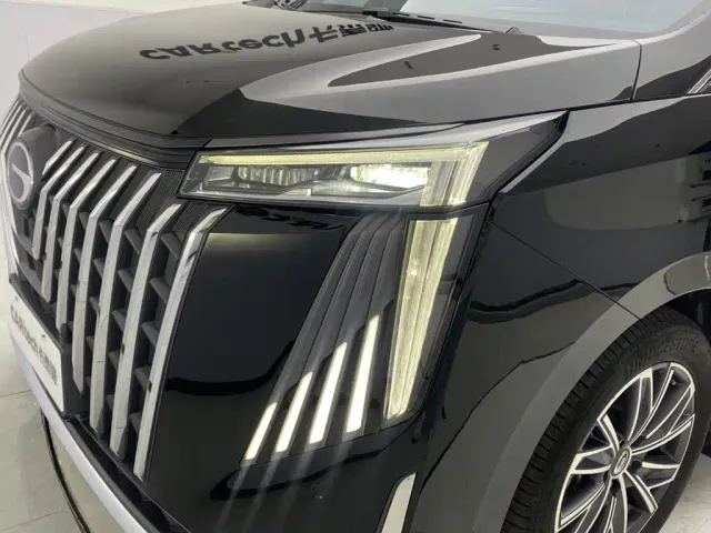 GAC Trumpchi M8 — Фото автомобиля 9
