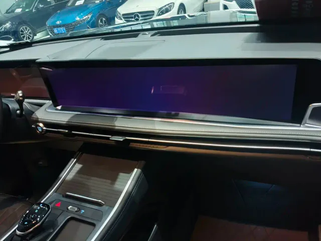 Ford Edge — Фото автомобиля 7