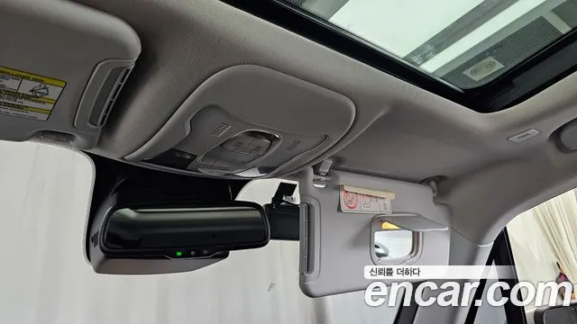 Jeep Renegade — Фото автомобиля 17