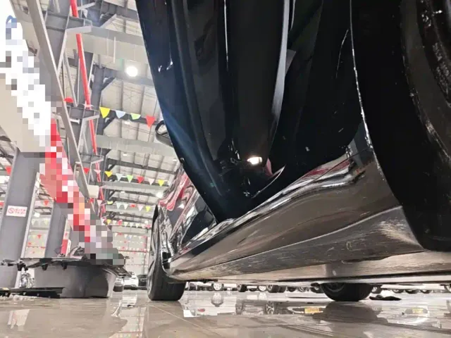 Tesla Model 3 — Фото автомобиля 21