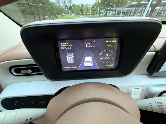 Wuling Hongguang Mini EV — Фото автомобиля 13