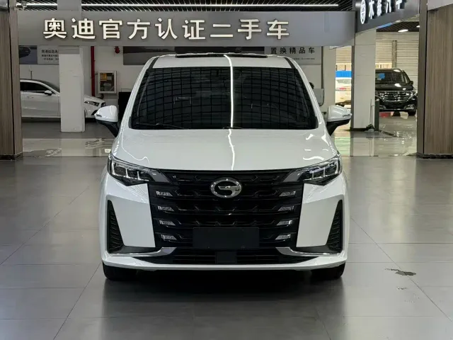 GAC Trumpchi M6 — Фото автомобиля 2