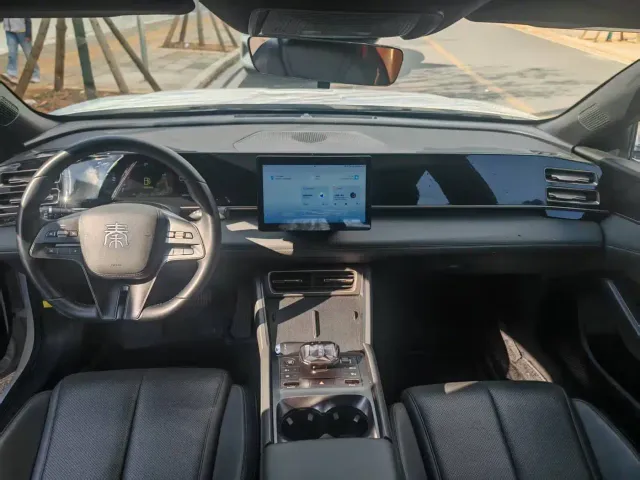 BYD Qin L — Фото автомобиля 7