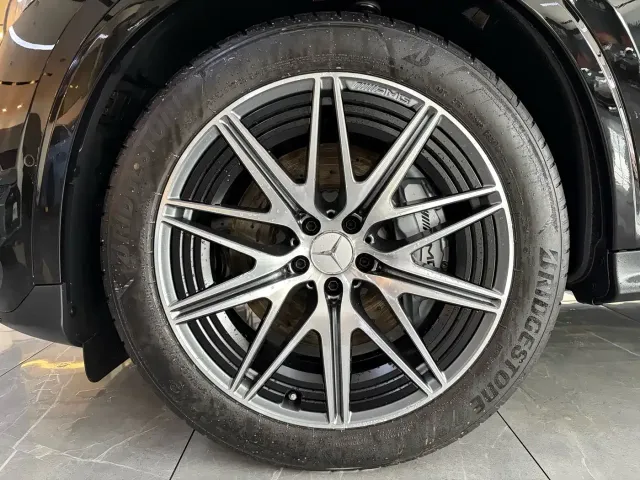 Mercedes-Benz Mercedes-Benz GLC AMG 2024 AMG GLC 43 4MATIC — Фото автомобиля 12