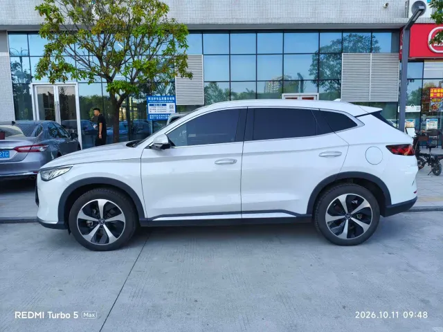 BYD Song PLUS — Фото автомобиля 3
