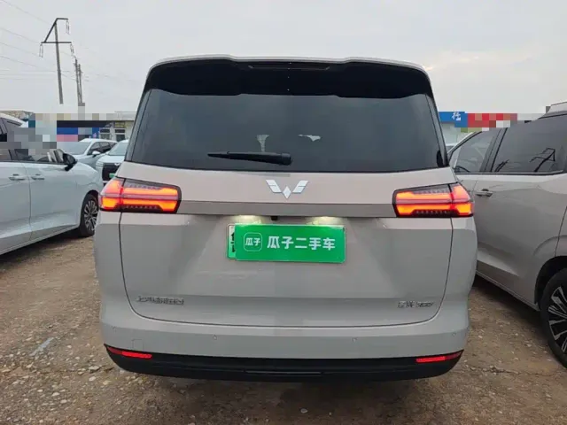 Wuling Starlight 730 — Фото автомобиля 5