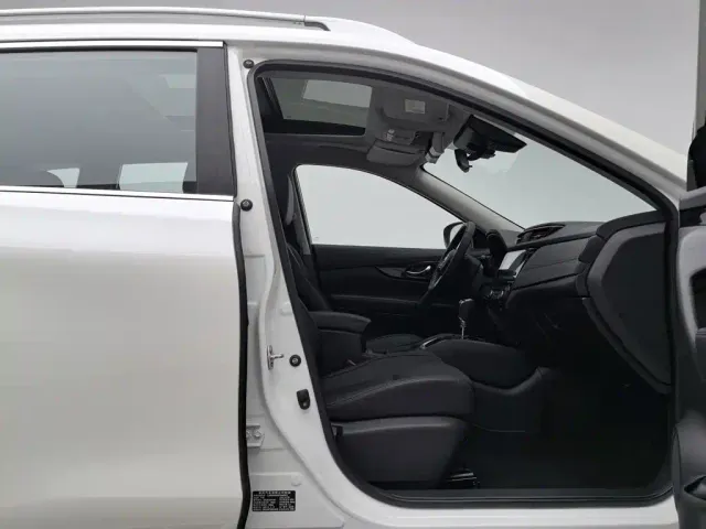 Nissan X-Trail — Фото автомобиля 23