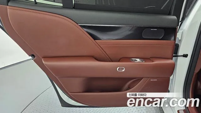 Genesis G90 RS4 — Фото автомобиля 14