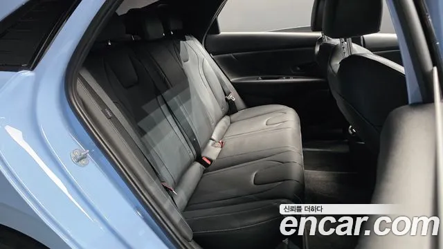 Hyundai AVANTE — Фото автомобиля 11