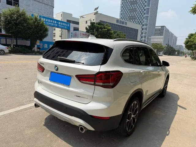 BMW X1 — Фото автомобиля 7