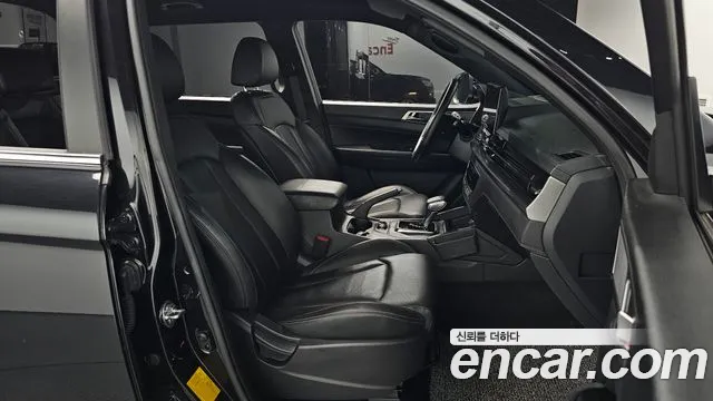 KG_Mobility_Ssangyong Rexton Новый Rexton Sport Khan Дизель 2.2 4WD — Фото автомобиля 21