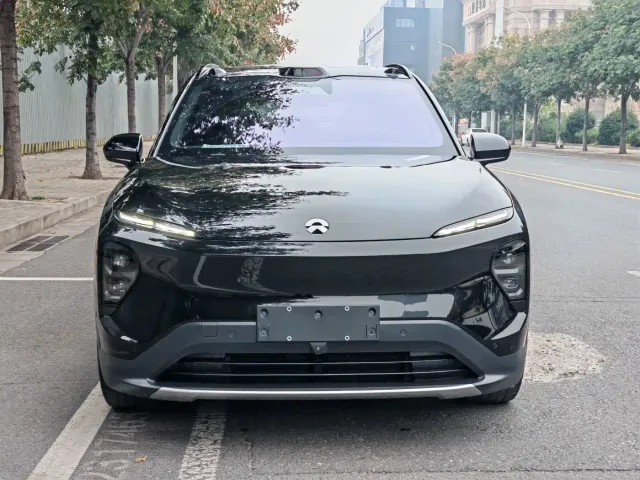 Nio ES7 — Фото автомобиля 2