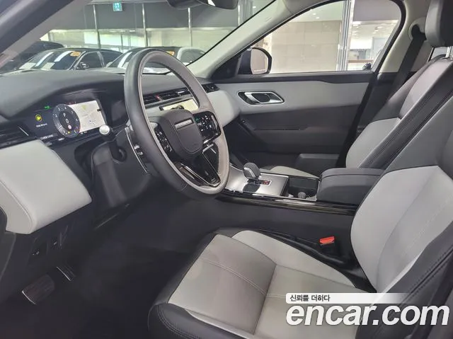 Land Rover Range Rover Velar — Фото автомобиля 14