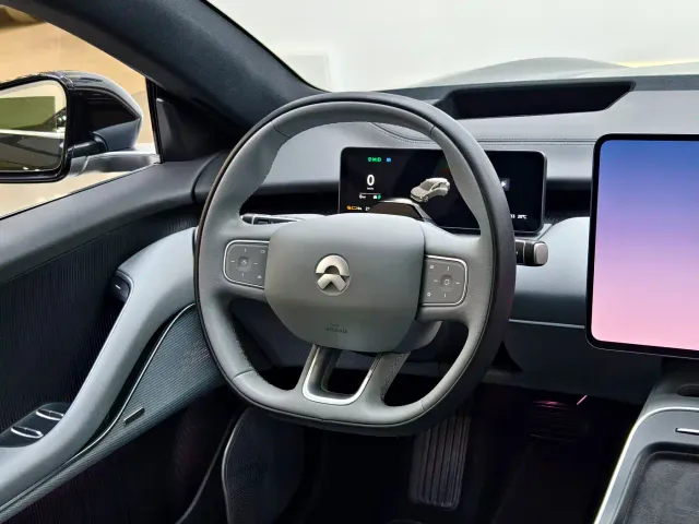Nio ET5 Touring — Фото автомобиля 12