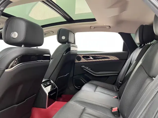 Hongqi H9 — Фото автомобиля 19