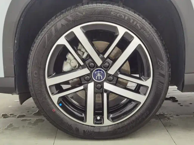 BYD Song L DM-i — Фото автомобиля 17