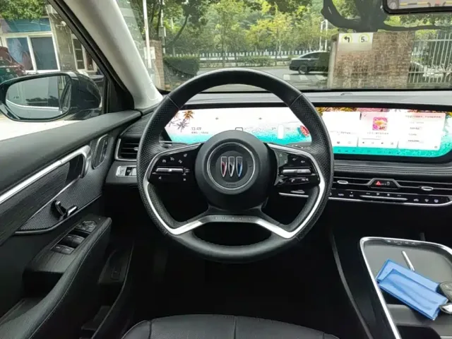 Buick LaCrosse — Фото автомобиля 10