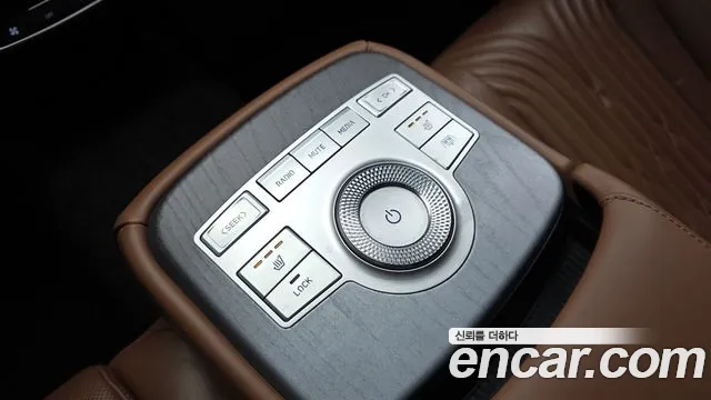 Genesis G80 Бензин 2.5 турбо AWD — Фото автомобиля 19