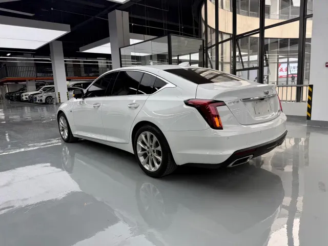 Cadillac CT5 — Фото автомобиля 14