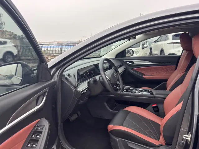 Changan Eado — Фото автомобиля 6