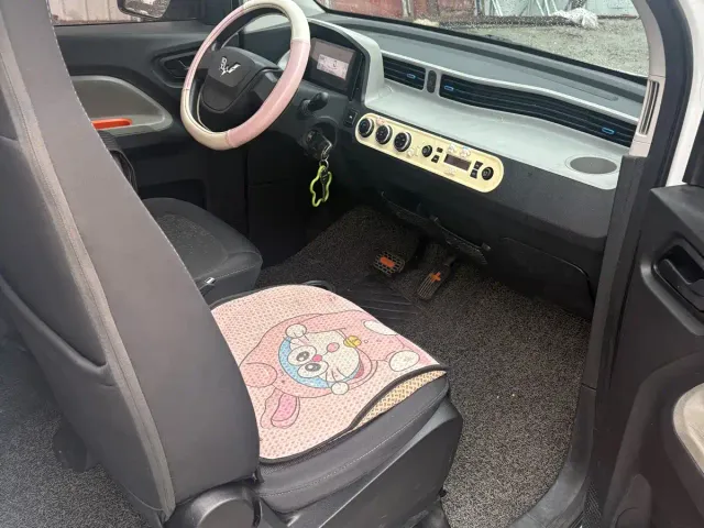 Wuling Hongguang Mini EV — Фото автомобиля 4