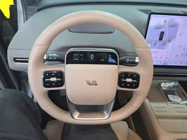 Li Auto i6 — Фото автомобиля 10