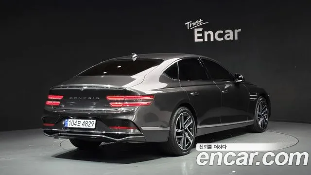 Genesis G80 Бензин 2.5 турбо 2WD — Фото автомобиля 2