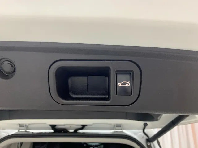 GAC Trumpchi M6 — Фото автомобиля 13