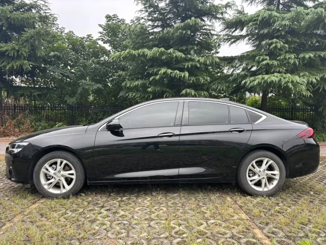 Buick Regal 2022 552T Smart Edition — Фото автомобиля 3