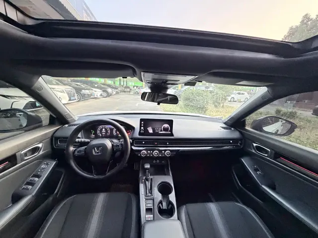Honda Civic — Фото автомобиля 4