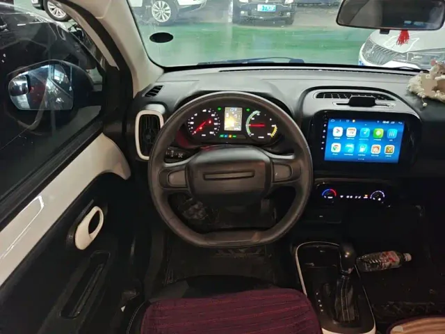Roewe Clever — Фото автомобиля 10