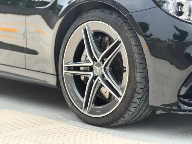 Mercedes-Benz C-Class AMG — Фото автомобиля 4