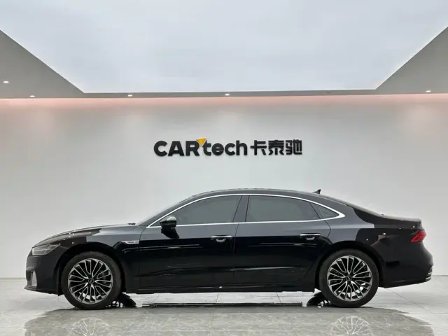 Audi A7L — Фото автомобиля 2